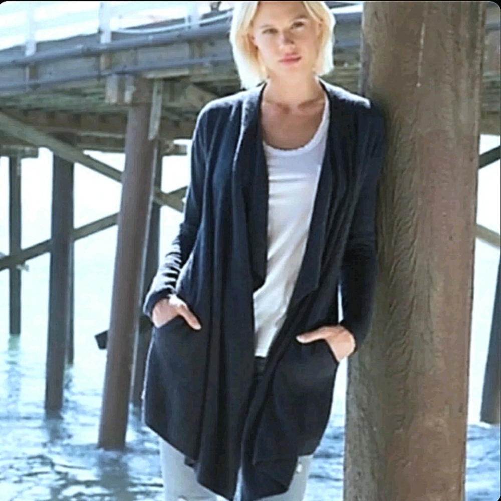 Barefoot Dreams Cozychic Lite Island Wrap Navy Blue Cardigan